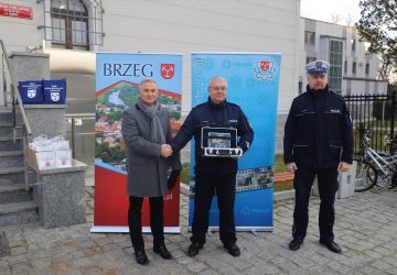 Uroczyste przekazanie alkomatów