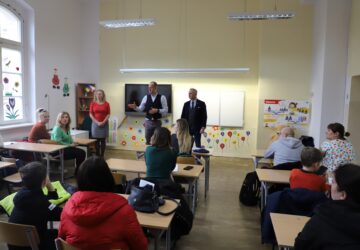 Spotkanie ws. oddziałów przygotowawczych dla dzieci pochodzenia ukraińskiego